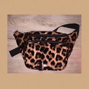 Leopard fanny pack